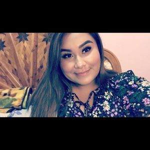 Meet your Posher, Gisel